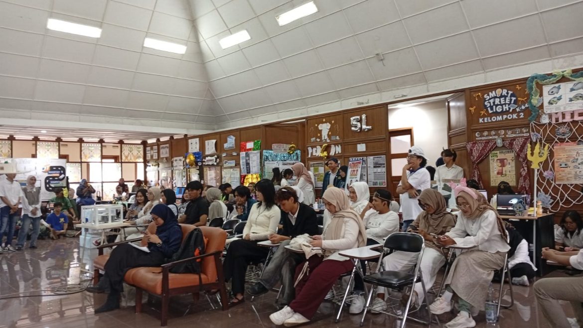 Mahasiswa ITB Tunjukkan Inovasi Melalui Pameran Proyek PRD: Dari Kelas Menuju Kontribusi Nyata