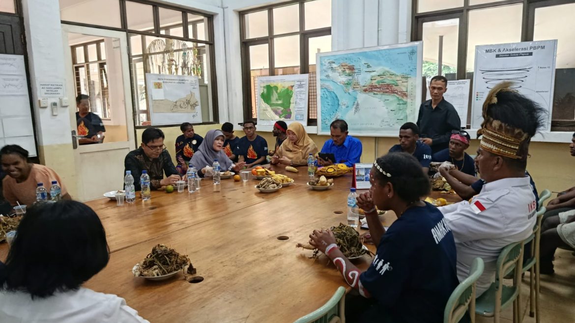 ITB Hadir dalam Pekan Budaya Papua ke-5: Merangkai Imajinasi Masa Depan Anak Bangsa