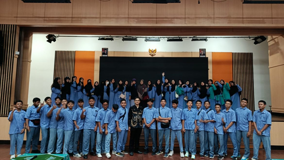 Kunjungan SMAIT Amalia Cibinong: Menumbuhkan Mimpi dan Semangat Menuju ITB